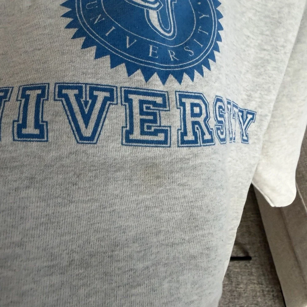Vintage 90's Chevron University Sweatshirt Sz Large Grey Distressed Oil‎